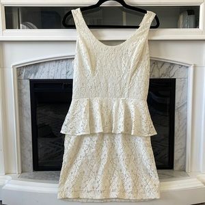 waist ruffle lace dress